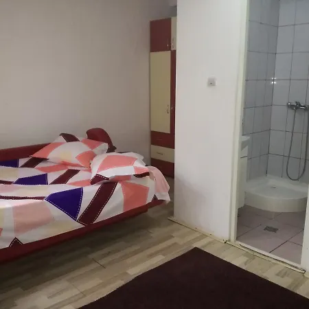 Guest house Emy *