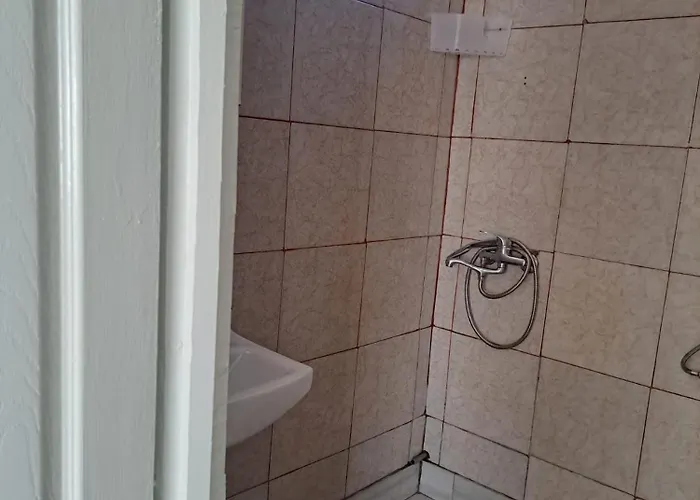 ゲストハウス Emy コンスタンツァ